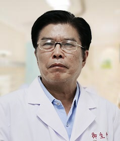 黄俊.jpg