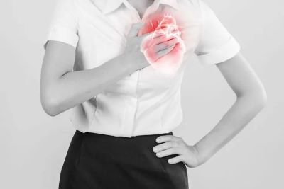 乳腺结节距离乳腺癌有多远?又该如何应对?中医告诉你