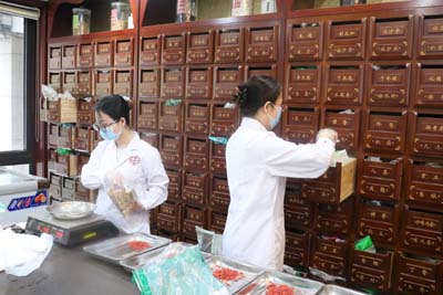 广州市中医馆|为什么大家都选择中医防治肿瘤?